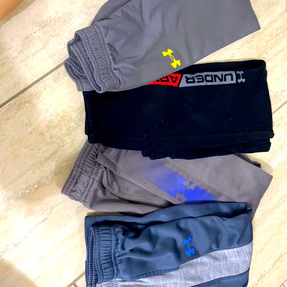 4 pairs Under Armour kids joggers/sweats